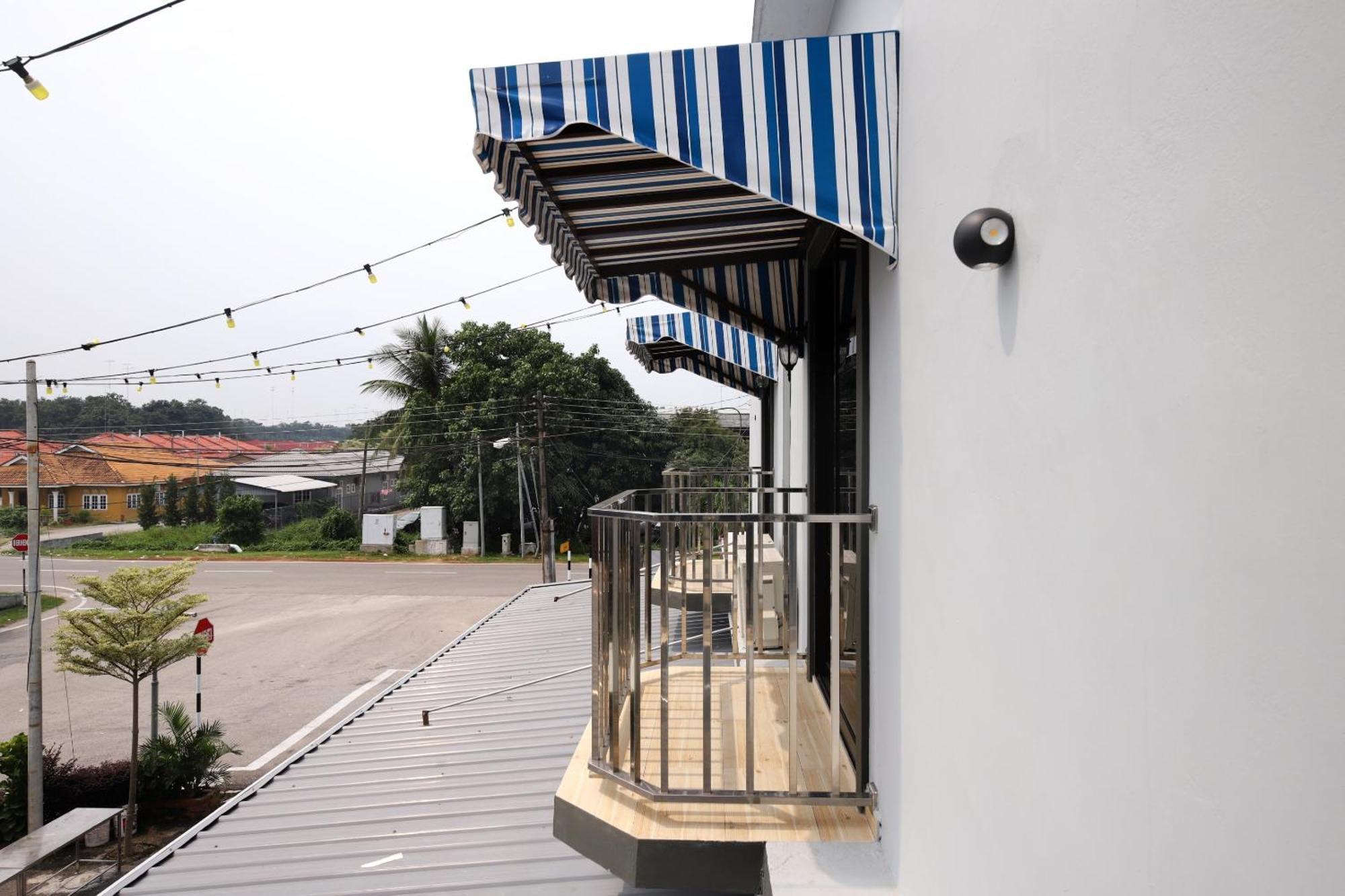 Oyo778 Bmw 2号酒店 麻坡 外观 照片